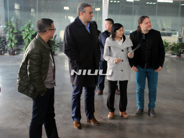 Mayor of gijuelo, Spain visited niuli machinery in Heshan for exchange